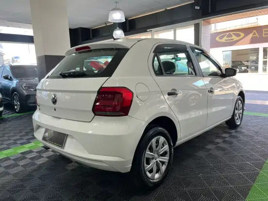 VOLKSWAGEN-GOL-1.0 12V MPI TOTALFLEX 4P MANUAL VOLKSWAGEN-GOL-2022