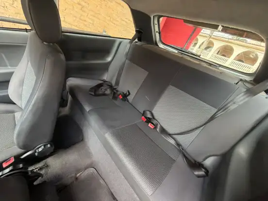 VOLKSWAGEN-GOL-2012