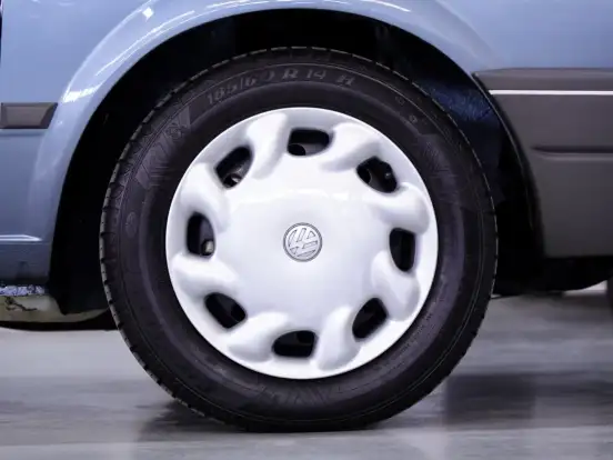 VOLKSWAGEN-GOL-1994