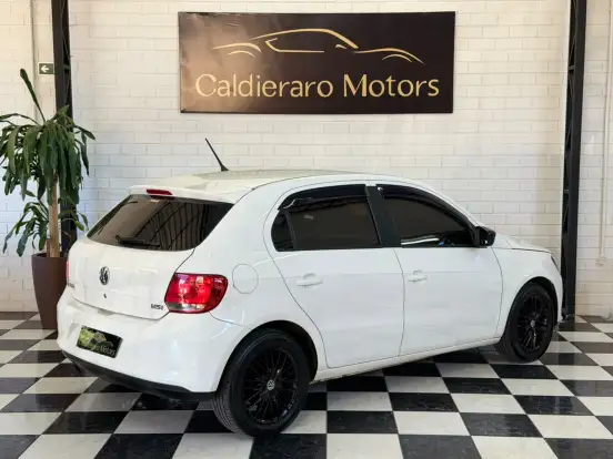 VOLKSWAGEN-GOL-2014