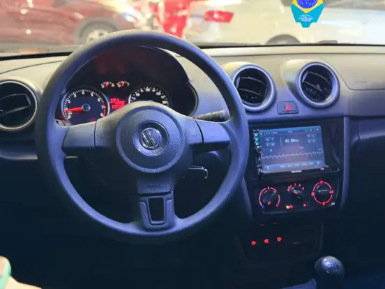 VOLKSWAGEN-GOL-2014