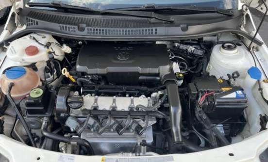 VOLKSWAGEN-GOL-2016