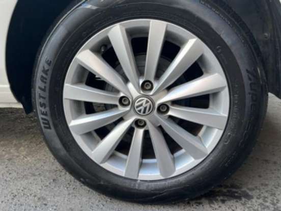VOLKSWAGEN-GOL-1.0 MI COMFORTLINE 8V FLEX 4P MANUAL VOLKSWAGEN-GOL-2016
