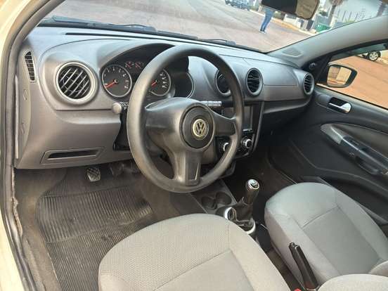 VOLKSWAGEN-GOL-1.0 MI PLUS 8V FLEX 4P MANUAL G.V VOLKSWAGEN-GOL-2009