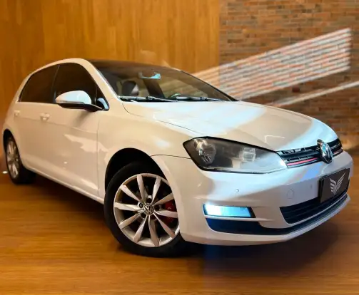 VOLKSWAGEN-GOLF-2014