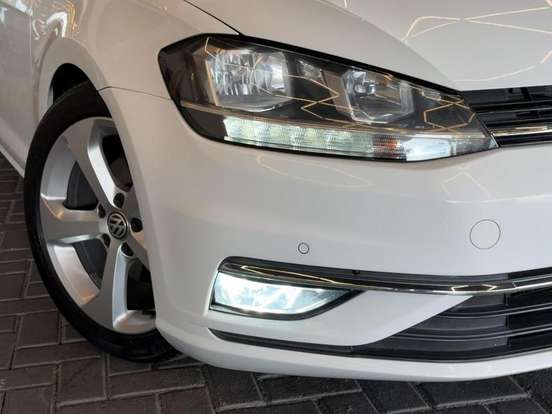 VOLKSWAGEN-GOLF-1.0 200 TSI TOTAL FLEX COMFORTLINE TIPTRONIC VOLKSWAGEN-GOLF-2017