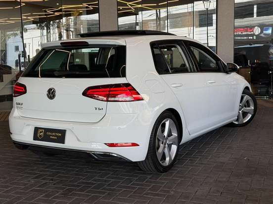 VOLKSWAGEN-GOLF-2017