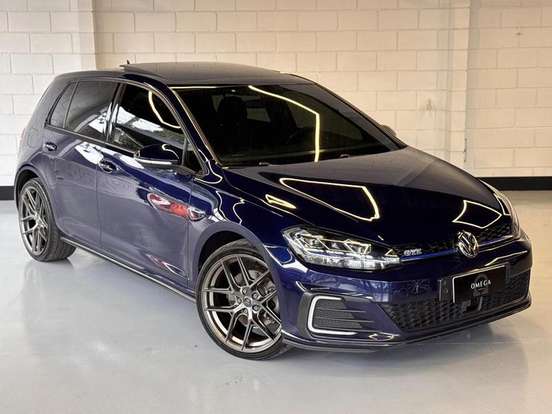 VOLKSWAGEN-GOLF-1.4 TSI HÍBRIDO GTE DSG VOLKSWAGEN-GOLF-2019