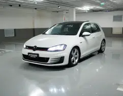 VOLKSWAGEN GOLF 2.0 TSI GTI 16V TURBO GASOLINA 4P AUTOMÁTICO VOLKSWAGEN GOLF 2.0 TSI GTI 16V TURBO GASOLINA 4P AUTOMÁTICO