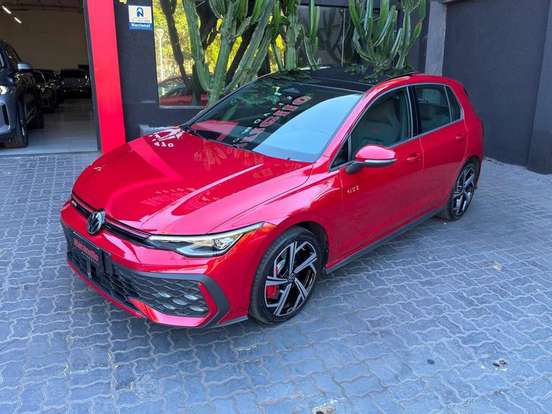 VOLKSWAGEN-GOLF-2026
