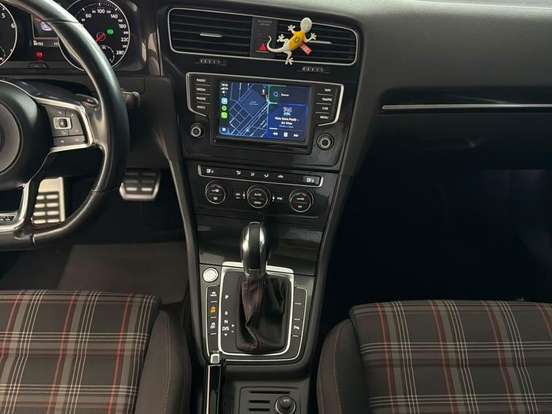 VOLKSWAGEN-GOLF-2.0 TSI GTI 16V TURBO GASOLINA 4P AUTOMÁTICO VOLKSWAGEN-GOLF-2017