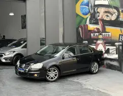 VOLKSWAGEN JETTA 2.5 I 20V 170CV GASOLINA 4P TIPTRONIC VOLKSWAGEN JETTA 2.5 I 20V 170CV GASOLINA 4P TIPTRONIC