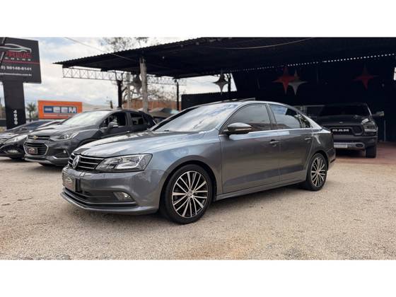 VOLKSWAGEN JETTA 2.0 TSI HIGHLINE 211CV GASOLINA 4P TIPTRONIC