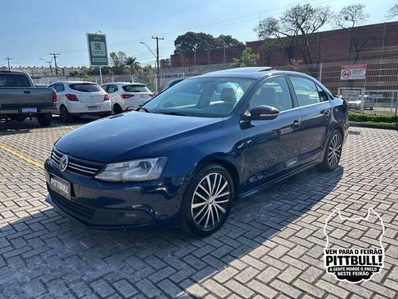 VOLKSWAGEN JETTA 2.0 TSI HIGHLINE 211CV GASOLINA 4P TIPTRONIC