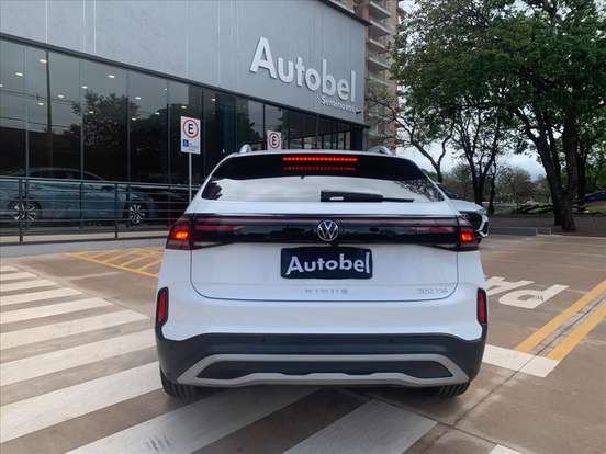 VOLKSWAGEN-NIVUS-1.0 200 TSI TOTAL FLEX HIGHLINE AUTOMÁTICO VOLKSWAGEN-NIVUS-2025