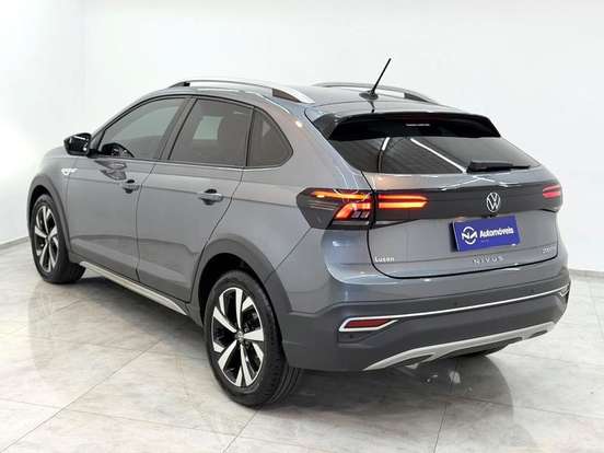VOLKSWAGEN-NIVUS-1.0 200 TSI TOTAL FLEX HIGHLINE AUTOMÁTICO VOLKSWAGEN-NIVUS-2023