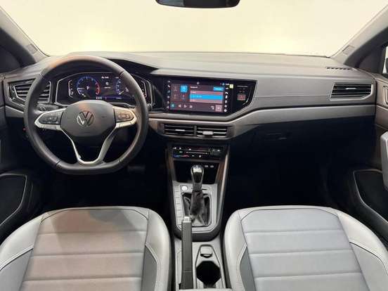 VOLKSWAGEN-NIVUS-1.0 200 TSI TOTAL FLEX HIGHLINE AUTOMÁTICO VOLKSWAGEN-NIVUS-2023