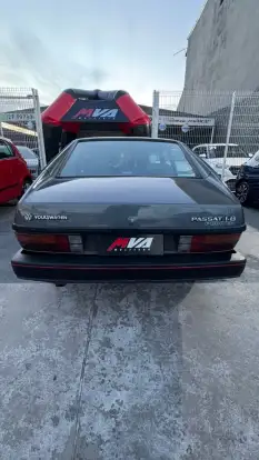 VOLKSWAGEN-PASSAT-1987