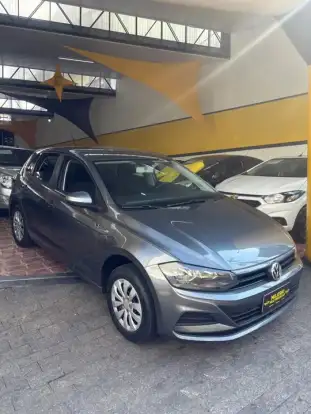 VOLKSWAGEN-POLO-2019