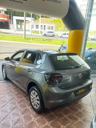 VOLKSWAGEN-POLO-2019