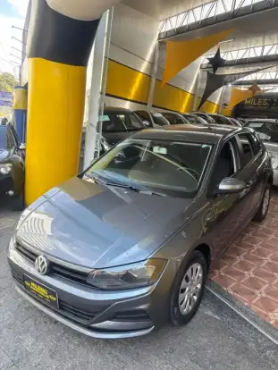 VOLKSWAGEN-POLO-2019