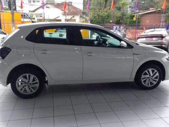 VOLKSWAGEN-POLO-1.0 170 TSI COMFORTLINE AUTOMÁTICO VOLKSWAGEN-POLO-2024