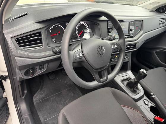 VOLKSWAGEN POLO 1.0 MPI MANUAL