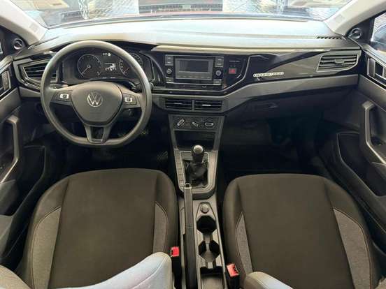 VOLKSWAGEN-POLO-2023