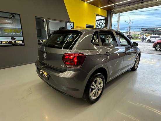 VOLKSWAGEN-POLO-2019