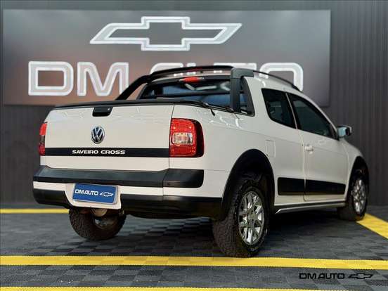 VOLKSWAGEN-SAVEIRO-2015