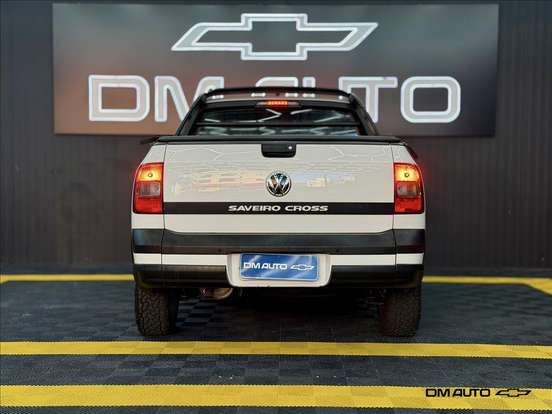 VOLKSWAGEN-SAVEIRO-2015
