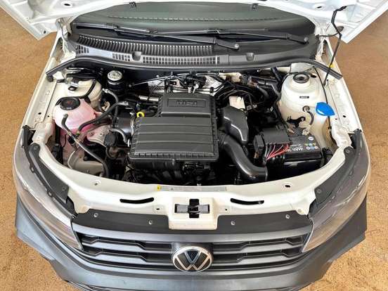 VOLKSWAGEN-SAVEIRO-2023