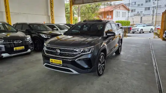 VOLKSWAGEN-TAOS-2023