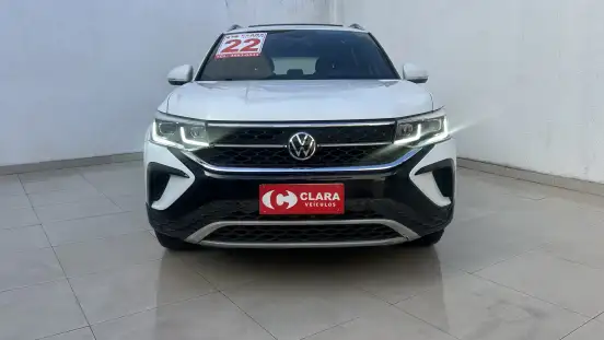 VOLKSWAGEN-TAOS-2022