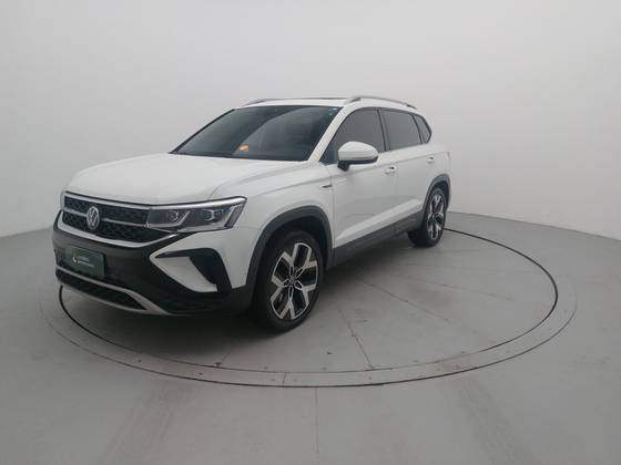VOLKSWAGEN TAOS 1.4 250 TSI TOTAL FLEX HIGHLINE AUTOMÁTICO