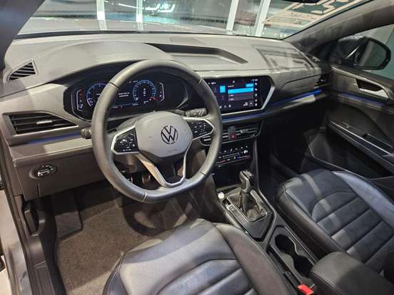 VOLKSWAGEN-TAOS-1.4 250 TSI TOTAL FLEX HIGHLINE AUTOMÁTICO VOLKSWAGEN-TAOS-2024