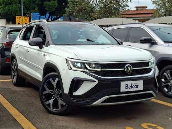 VOLKSWAGEN-TAOS-2025
