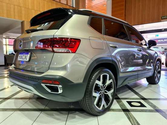 VOLKSWAGEN-TAOS-1.4 250 TSI TOTAL FLEX HIGHLINE AUTOMÁTICO VOLKSWAGEN-TAOS-2024