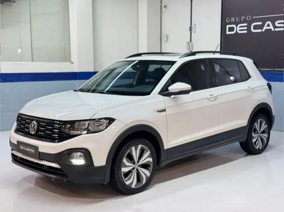 VOLKSWAGEN T-CROSS 1.0 200 TSI TOTAL FLEX COMFORTLINE AUTOMÁTICO