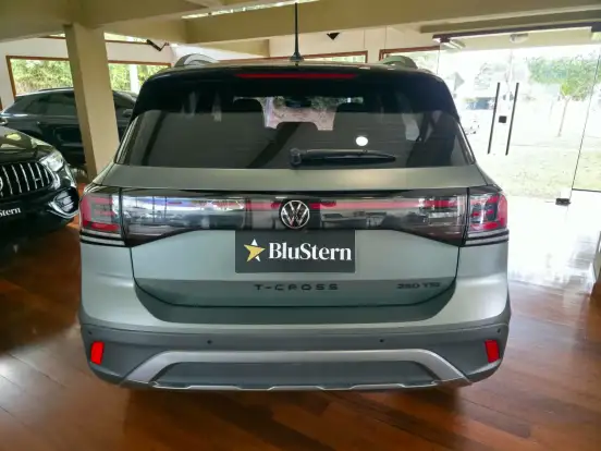 VOLKSWAGEN-T-CROSS-2025