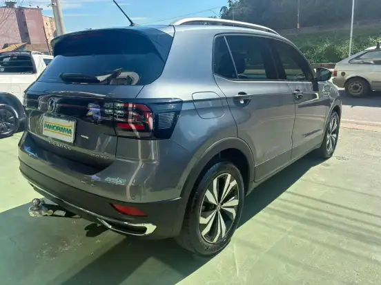 VOLKSWAGEN-T-CROSS-2023