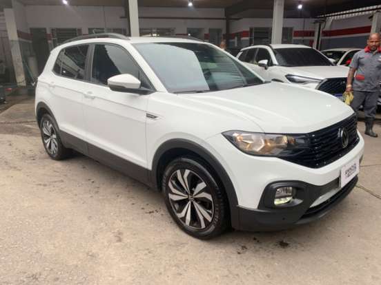 VOLKSWAGEN-T-CROSS-2023
