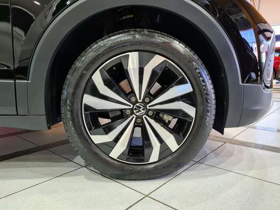 VOLKSWAGEN-T-CROSS-2025