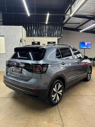 VOLKSWAGEN-T-CROSS-1.0 200 TSI TOTAL FLEX AUTOMÁTICO VOLKSWAGEN-T-CROSS-2022