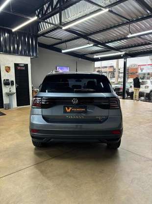 VOLKSWAGEN-T-CROSS-2022