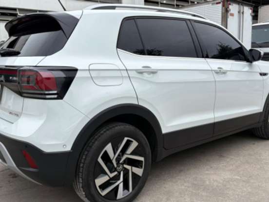 VOLKSWAGEN-T-CROSS-1.4 250 TSI TOTAL FLEX HIGHLINE AUTOMÁTICO VOLKSWAGEN-T-CROSS-2026
