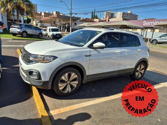 VOLKSWAGEN T-CROSS 1.4 250 TSI TOTAL FLEX HIGHLINE AUTOMÁTICO