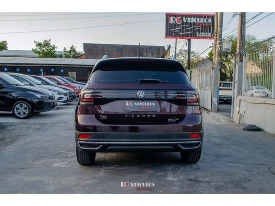 VOLKSWAGEN-T-CROSS-2019