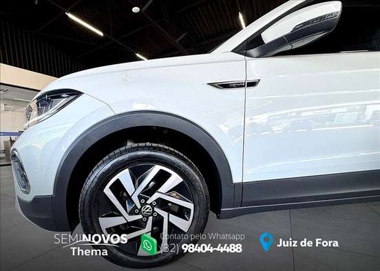 VOLKSWAGEN-T-CROSS-2024