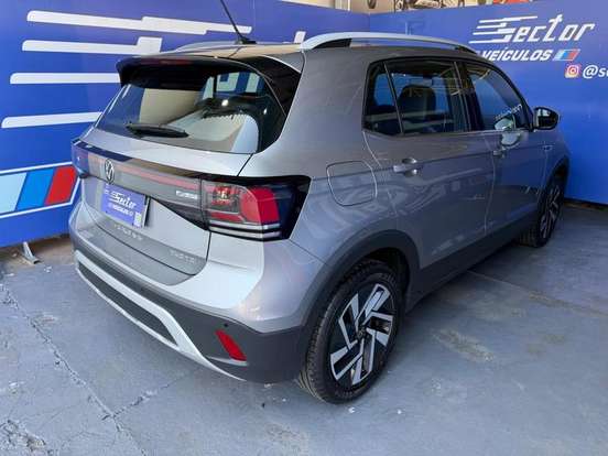 VOLKSWAGEN-T-CROSS-2024